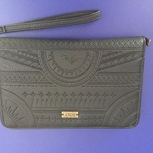 BRAND NEW Roxy Purse